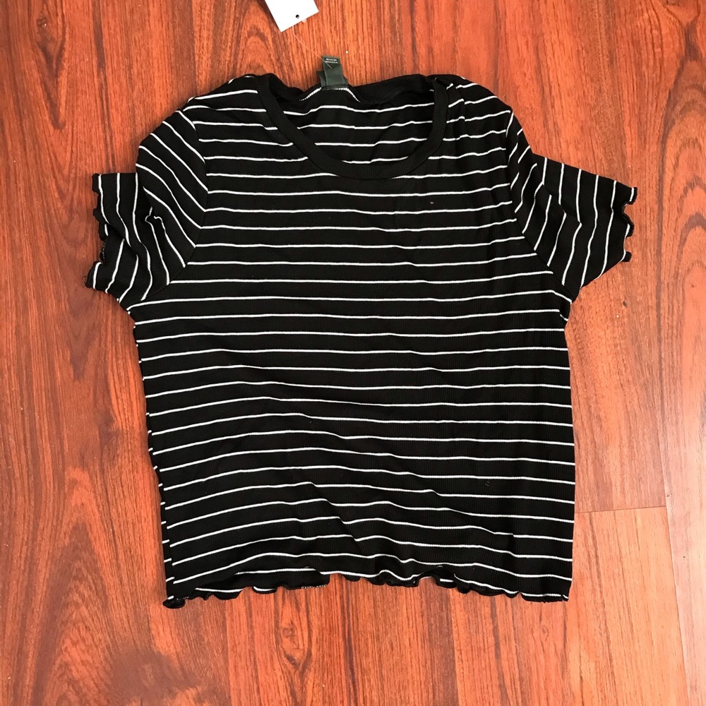 Wild fable crop/tee